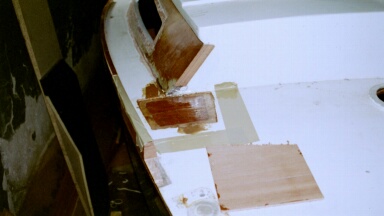 die ersten L�cher sind gestopft